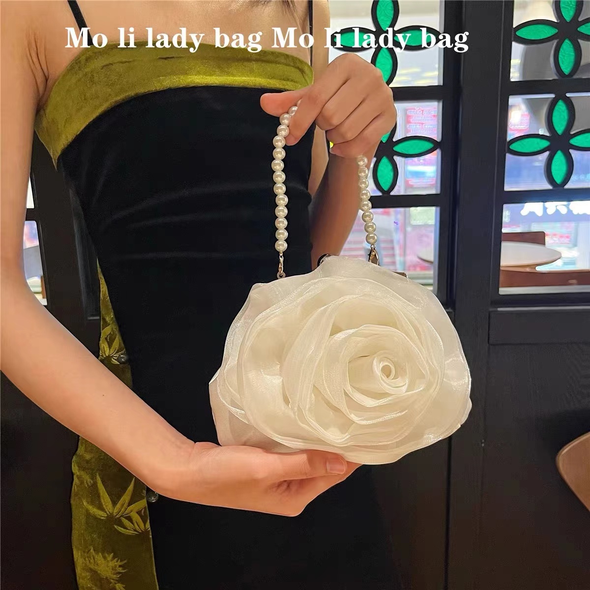 Luxury Designer Satin Floral H - đánh giá và giá Interior Design Elegant