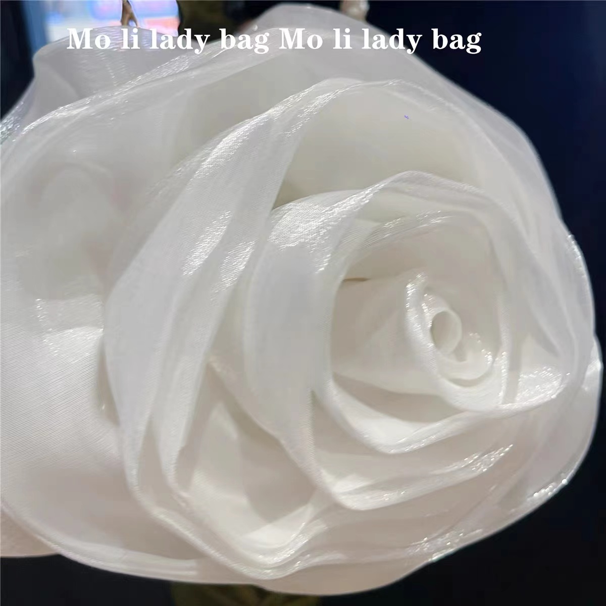 Luxury Designer Satin Floral H - đánh giá và giá Interior Design Elegant