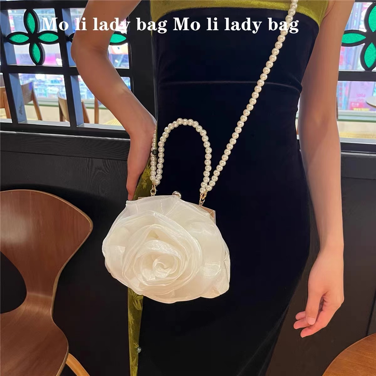 Luxury Designer Satin Floral H - đánh giá và giá Interior Design Elegant
